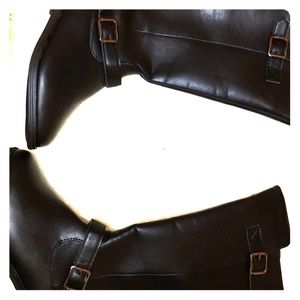 NWT Bobbie Brooks Boots